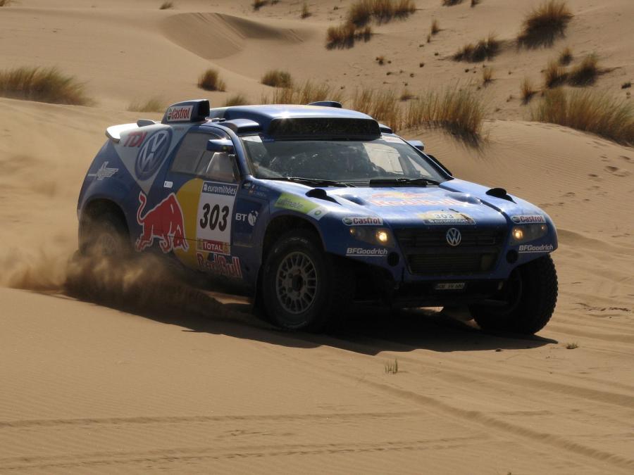  Volkswagen Touareg Race 2004 года  (фото 6 из 15)